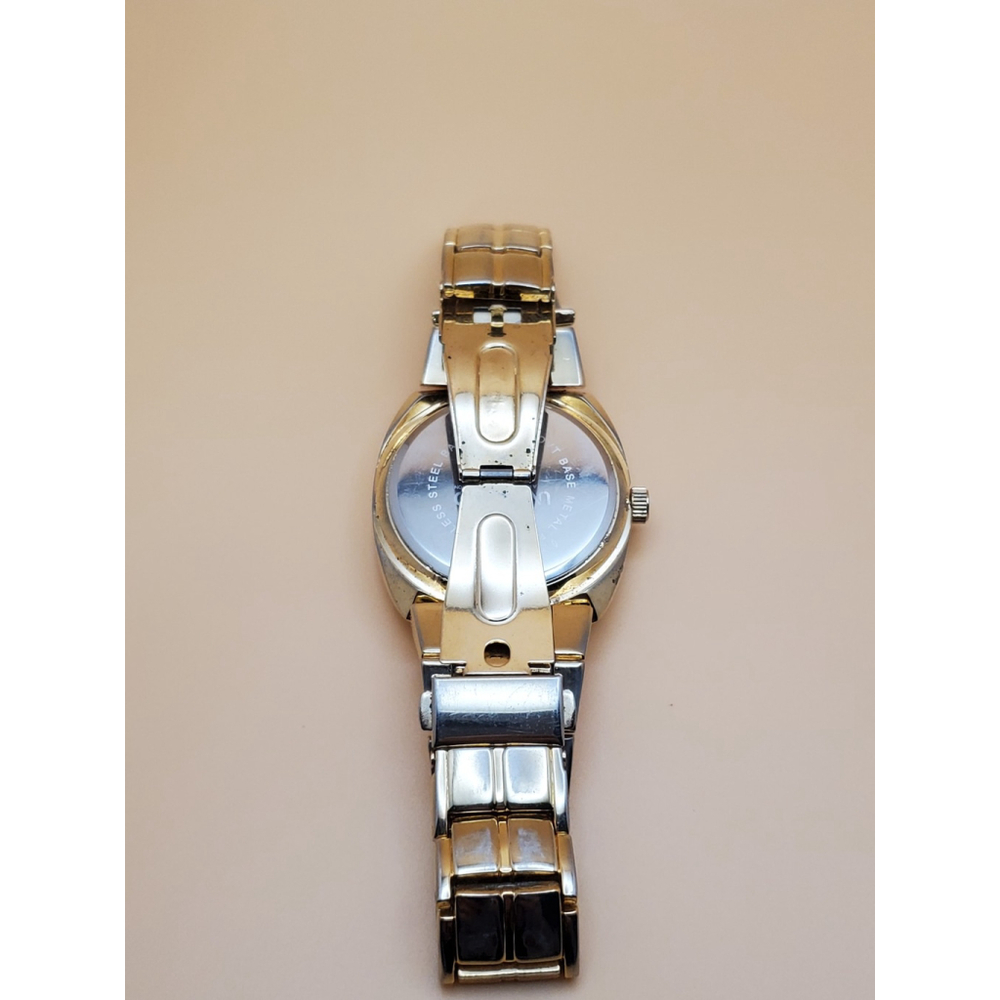 Mens Watch - Picture 12 of 12